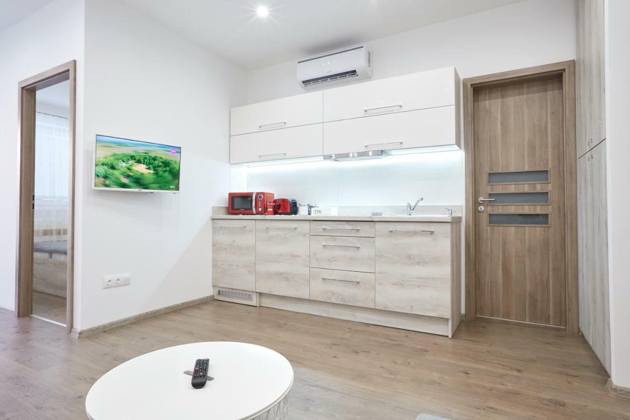 Foter Apartman Ii. Villany Exterior photo